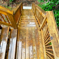 Deck Cleaning In DeFuniak Springs, FL 1